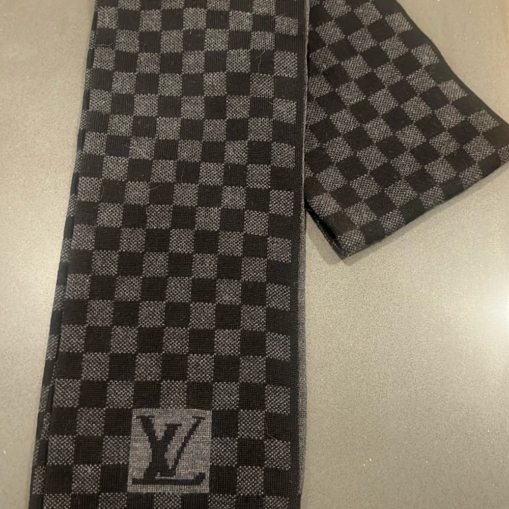 Black Louis Vuitton Scarf